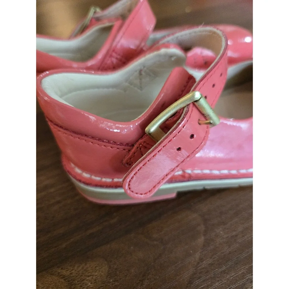 Clarks FirstShoes Coral Pink Patent Leather Mary Jane Air Spring FX Kids Size 7M